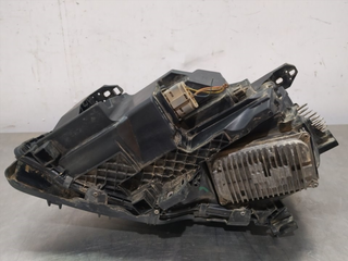 FARO DERECHO MERCEDES-BENZ CLASE GLA (BM 156) 651