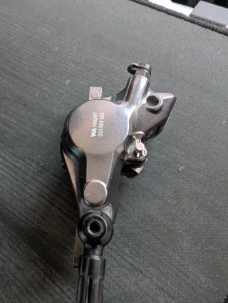 Freno Shimano XT M8100 Delantero