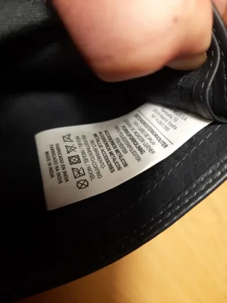 Cartera tarjetero de cuero negra