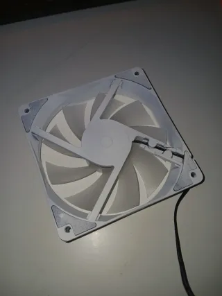 Set ventole RGB bianche Gamdias