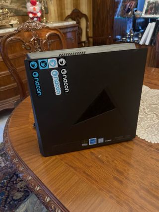 Mini PC Gaming Asus ROG GR8 , negociable !!!