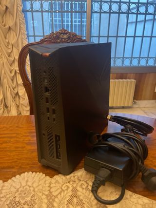 Mini PC Gaming Asus ROG GR8 , negociable !!!
