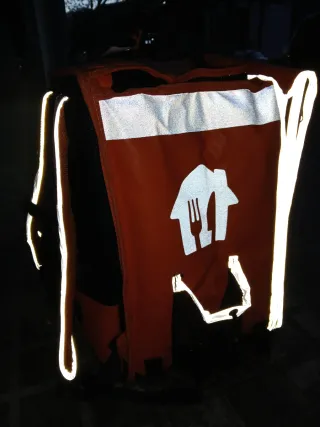 Mochila repartidor Just Eat naranja