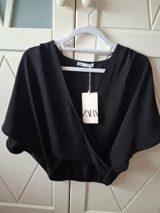 Conjunto Zara Falda Pantalón y Top Negro