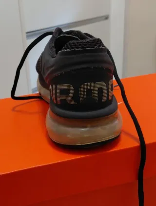 Nike Air Max 2013 Zapatillas Negras Doradas