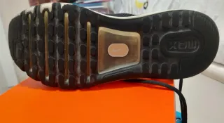 Nike Air Max 2013 Zapatillas Negras Doradas