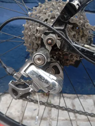 Bicicleta BH Carrera Semi Carbono