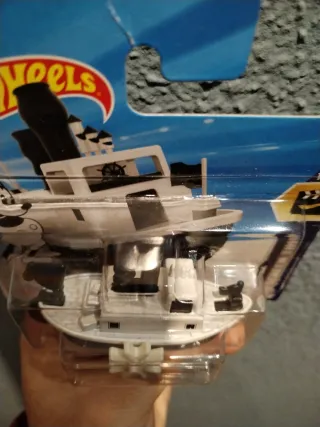 Hot Wheels Steamboat Disney Mickey Mouse