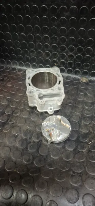 Cilindro y pistón Honda CRF 250 (2010-2016)