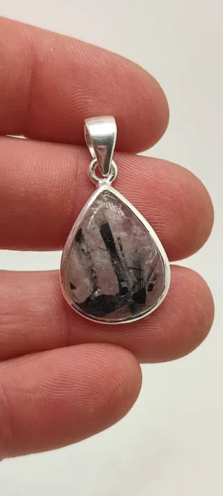 Colgante de Plata Cuarzo y Turmalina.
