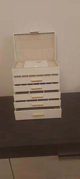 Portagioie grande bianco con dettagli oro