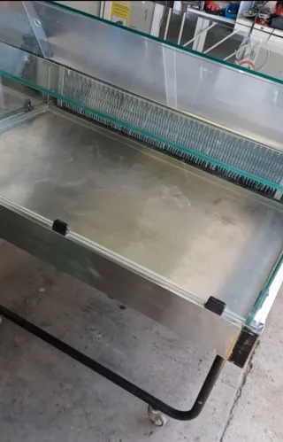 Vitrina Refrigerada con Ruedas