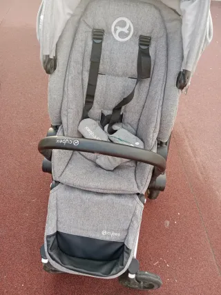 Carro de bebé Cybex gris