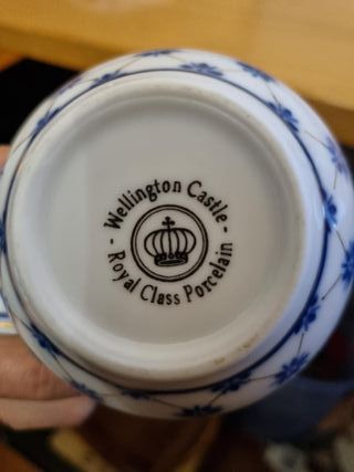 Zuccheriera da collezione, in fine porcellana