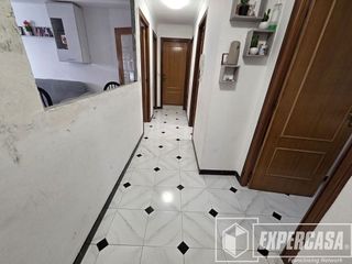 Piso en venta en L'Alquenència en Alzira