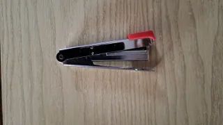 Set di 2 cucitrici a pinza