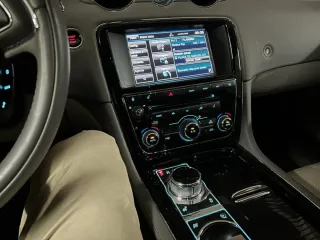 Jaguar XJ 2015