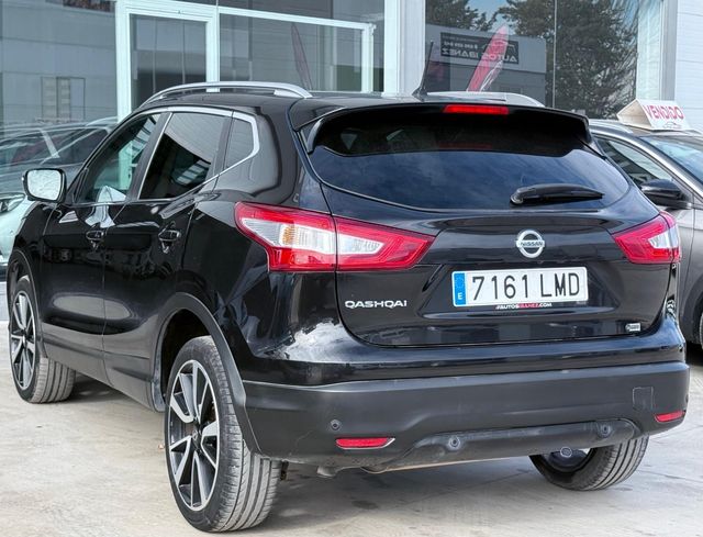 Nissan QASHQAI 1.6i DIG-T TEKNA 4X2 Alcantara