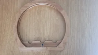 Botellero de bambú con set de cata