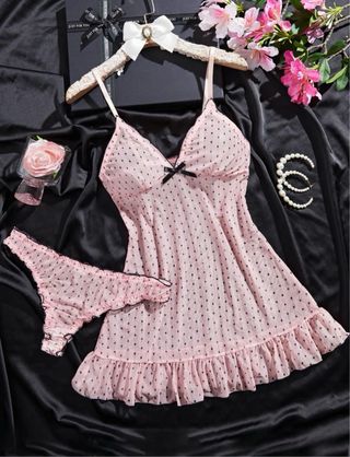 Conjunto lencería lunares rosa y negro