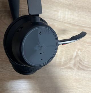 Auriculares HP Poly Voyager Focus Negros