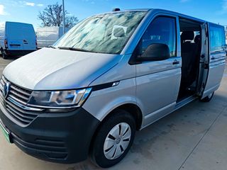 Volkswagen Transporter 2.0 TDI COMBI 9 PLAZAS
