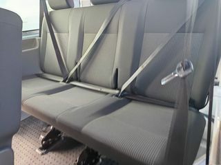 Volkswagen Transporter 2.0 TDI COMBI 9 PLAZAS