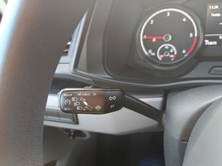 Volkswagen Transporter 2.0 TDI COMBI 9 PLAZAS