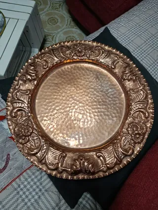 Vassoio decorativo antico in rame
