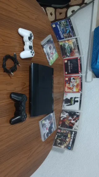 Consola PS3 Negra + 2 Mandos