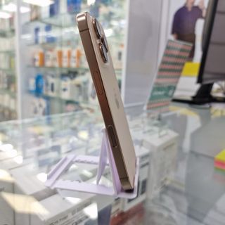 Apple IPhone 16 Pro 128GB Dorado Usado