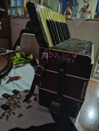 Fisarmonica Sibylla Brand 32 bassi