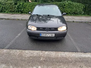 Volkswagen Golf 2000