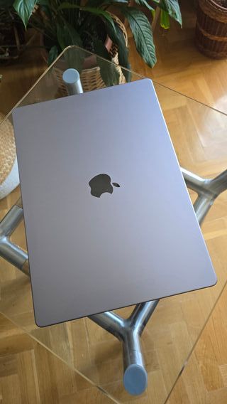 MacBook Pro M1 16''  -  512Gb HD - 16Gb memoria