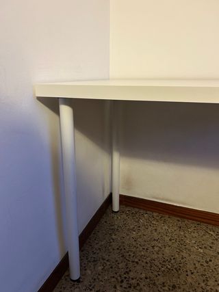 Taula escriptori blanca Ikea
