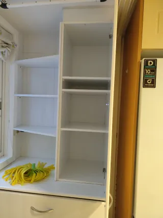 Muebles y encimera de cocina