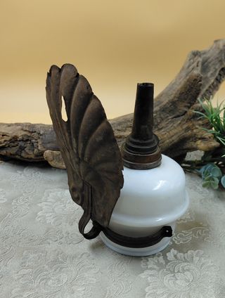 Lampada a olio vintage con veletta