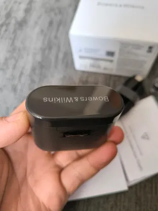 Bowers & Wilkins PI5 Negros