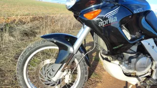 Aprilia Pegaso 650 Trail Negra