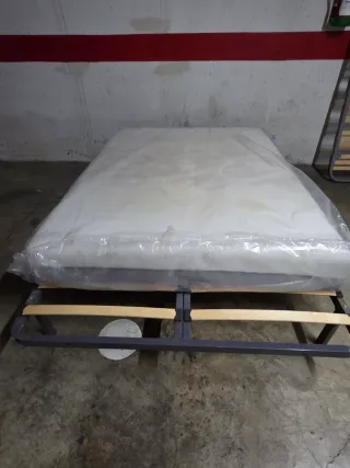 Somier metálico con láminas de madera