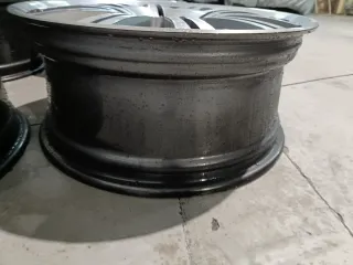 Llantas BMW M3 E46 19 pulgadas NO ORIGINALES.