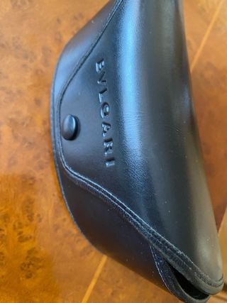 Funda de gafas Bvlgari negra