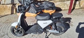 Scooter Eléctrico Vostok 337 km