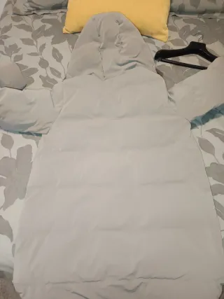 Abrigo plumífero Zara beige