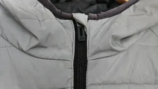 Abrigo acolchado Ellesse gris