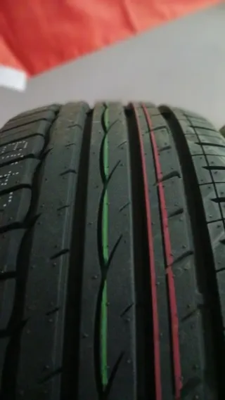 205/45 R16 83V COMFORSER CF710 UHP