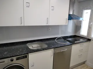 Montador de muebles, puertas y suelos económico