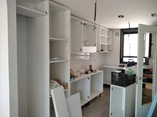 Montador de muebles, puertas y suelos económico