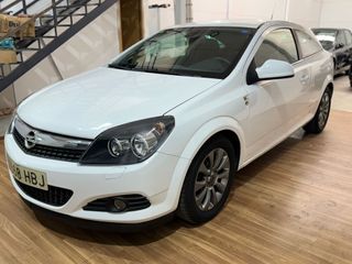 Opel Astra GTC 1.4 EDITION JADE 145.000 KM