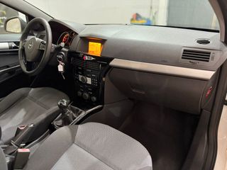 Opel Astra GTC 1.4 EDITION JADE 145.000 KM